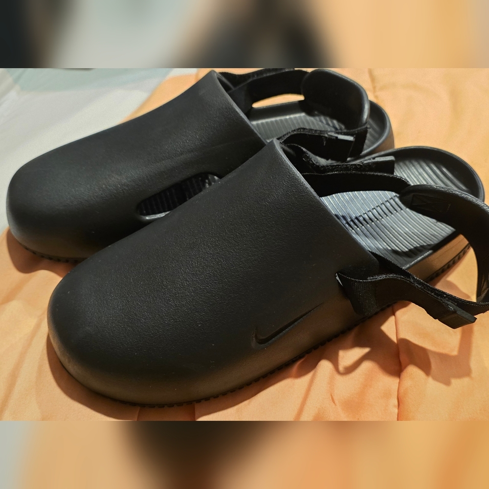 Nike Calm Mules